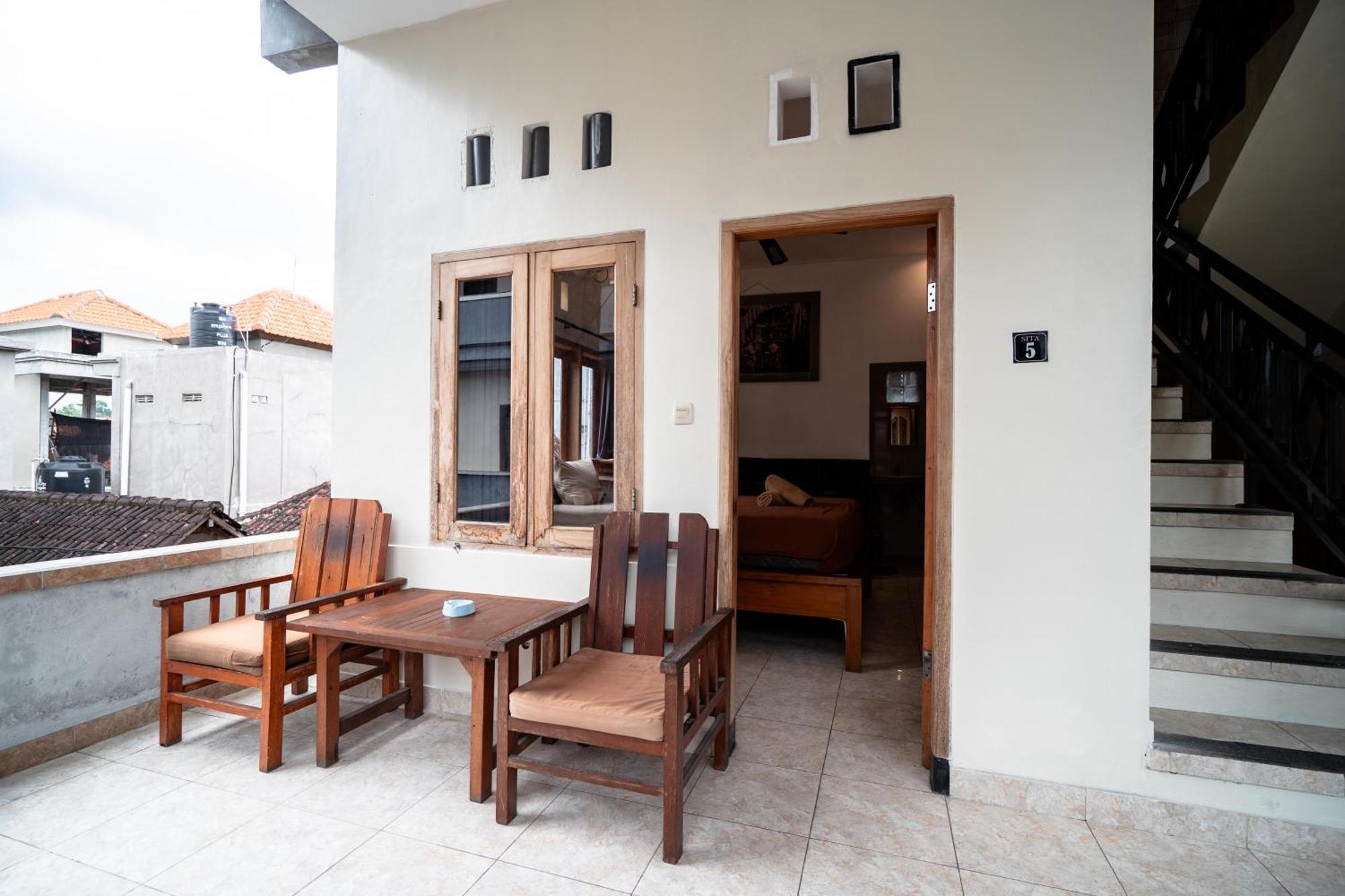 Askarasena Guest house *